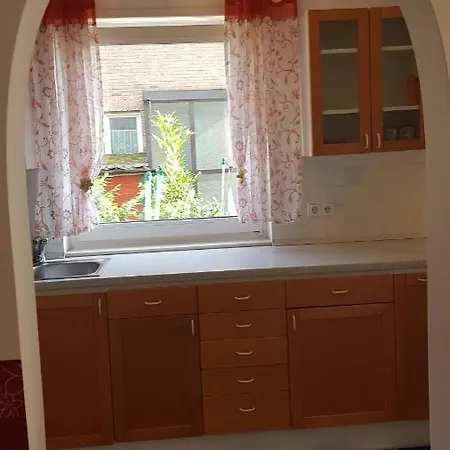 アパート 2 Zimmerwohnung Am Flughafen Schoenefeld ベルリン