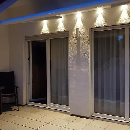 2 Zimmerwohnung Am Flughafen Schoenefeld * ベルリン