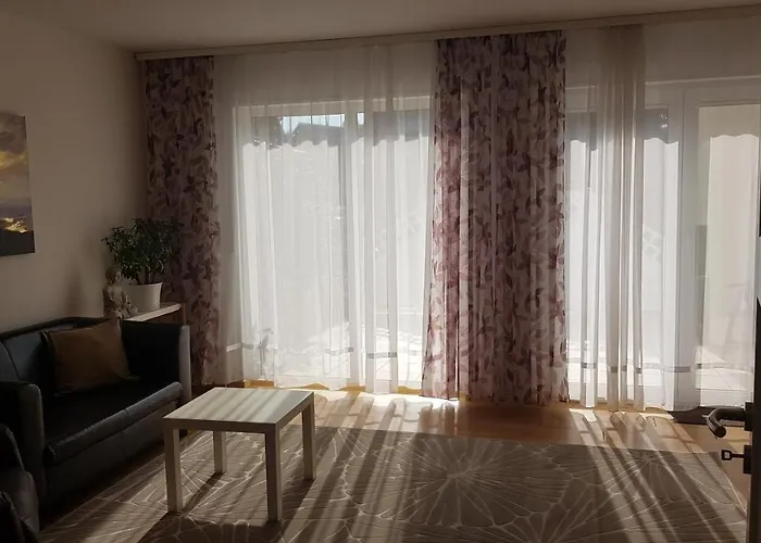 아파트 2 Zimmerwohnung Am Flughafen Schoenefeld 베를린