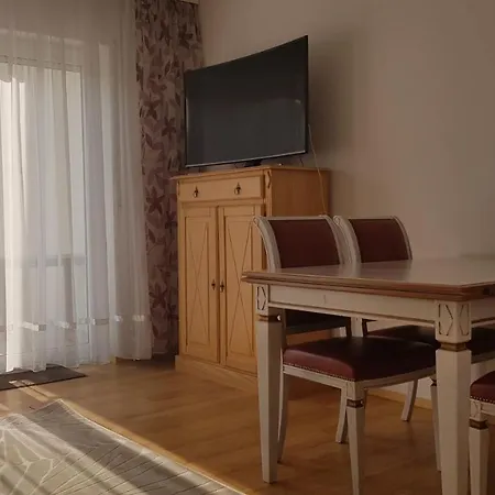 2 Zimmerwohnung Am Flughafen Schoenefeld Apartmán *